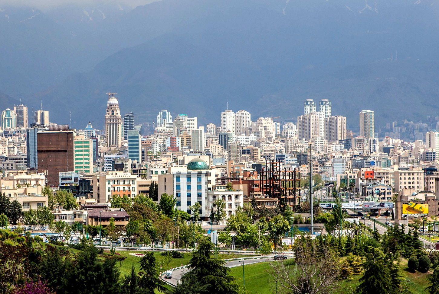 نمایی زیبا از شهر تهران