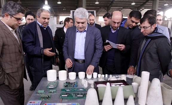 شتاب دهنده «آبان» افتتاح شد.