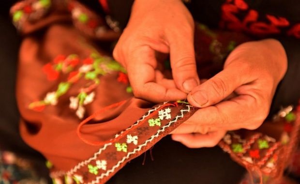 حمایت مالی از شاغلان حوزه صنایع دستی