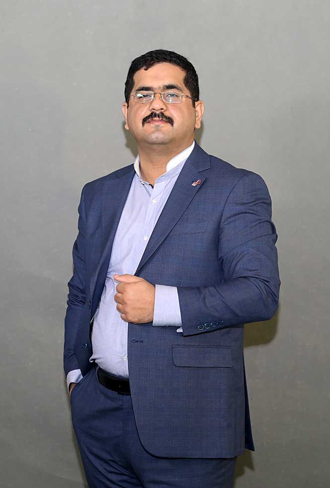 دکتر امین قبادی، مدیرعامل پادراسرم البرز