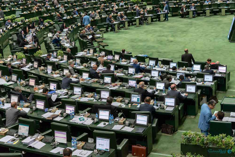 دستگاه‌های اجرایی املاک خود را در اختیار موسسات دانش بنیان قرار دهند