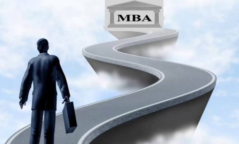 طول دوره MBA چقدر است؟ ویژگی‌ها و گرایش‌های دوره MBA